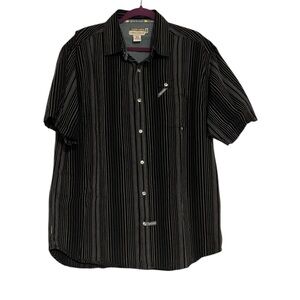 Ecko Unltd XL men’s button-up short-sleeve shirt in dark navy and yellow stripes
